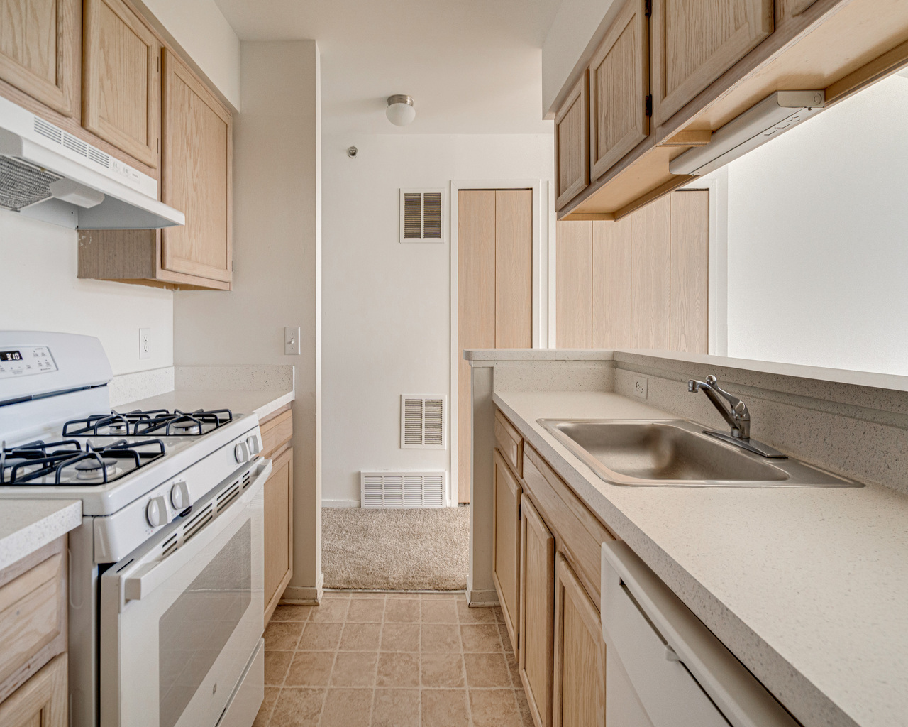 The Harbours Apartments 5 of 12