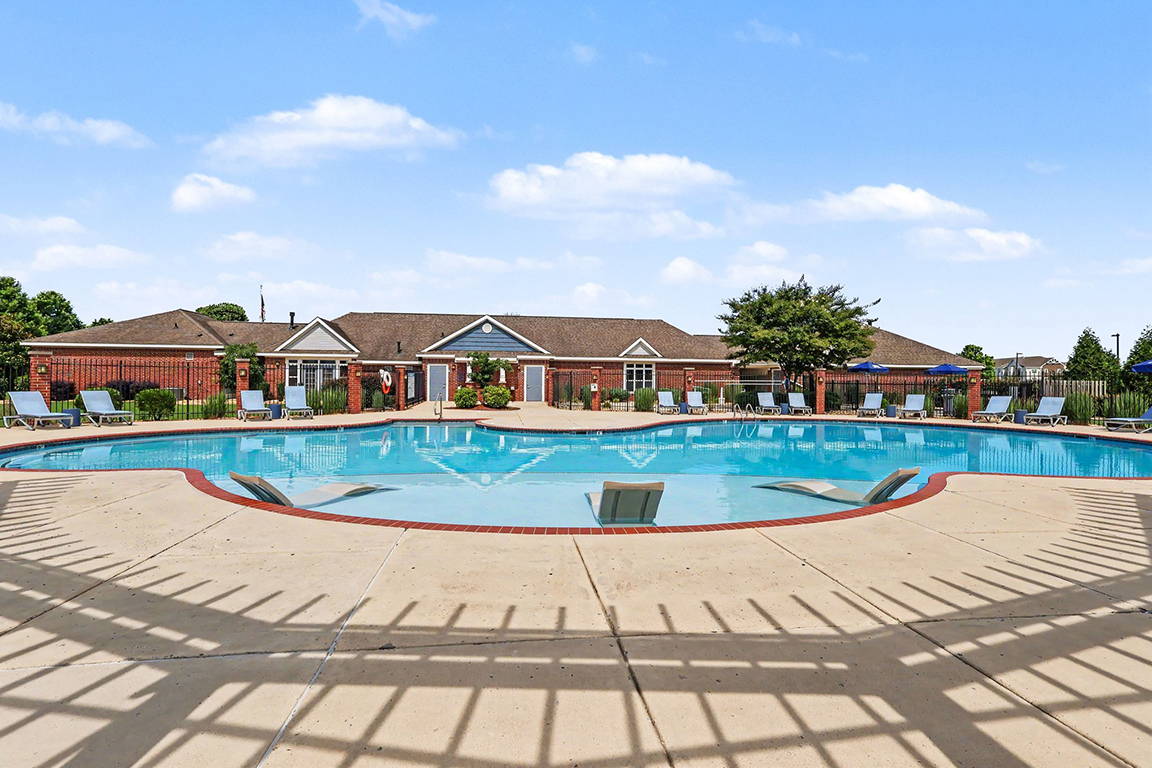Pool at Limestone Creek Apartment Homes (3 of 4)