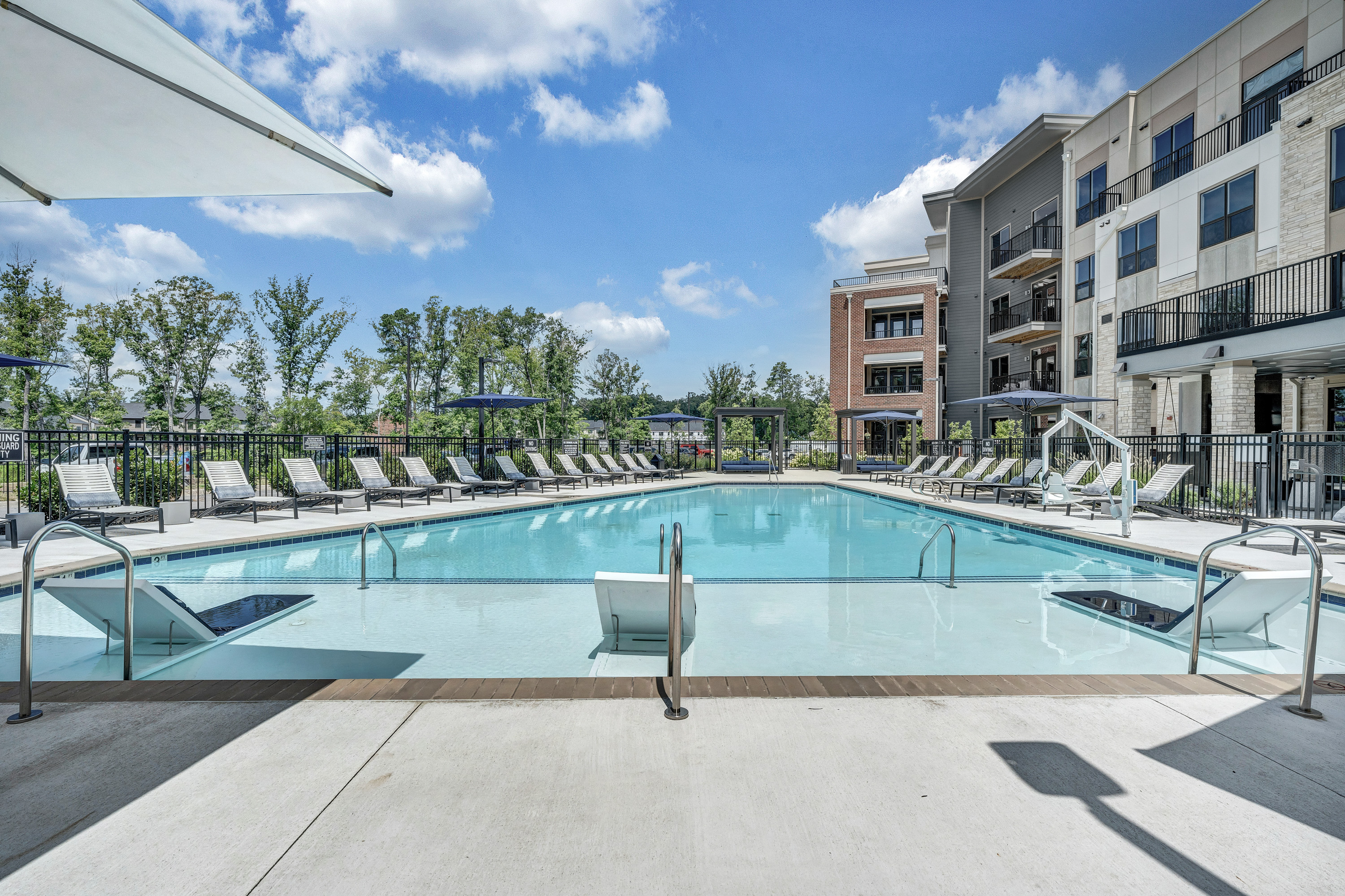 Pool at Luxe 360 on Centerpointe (5 of 8)