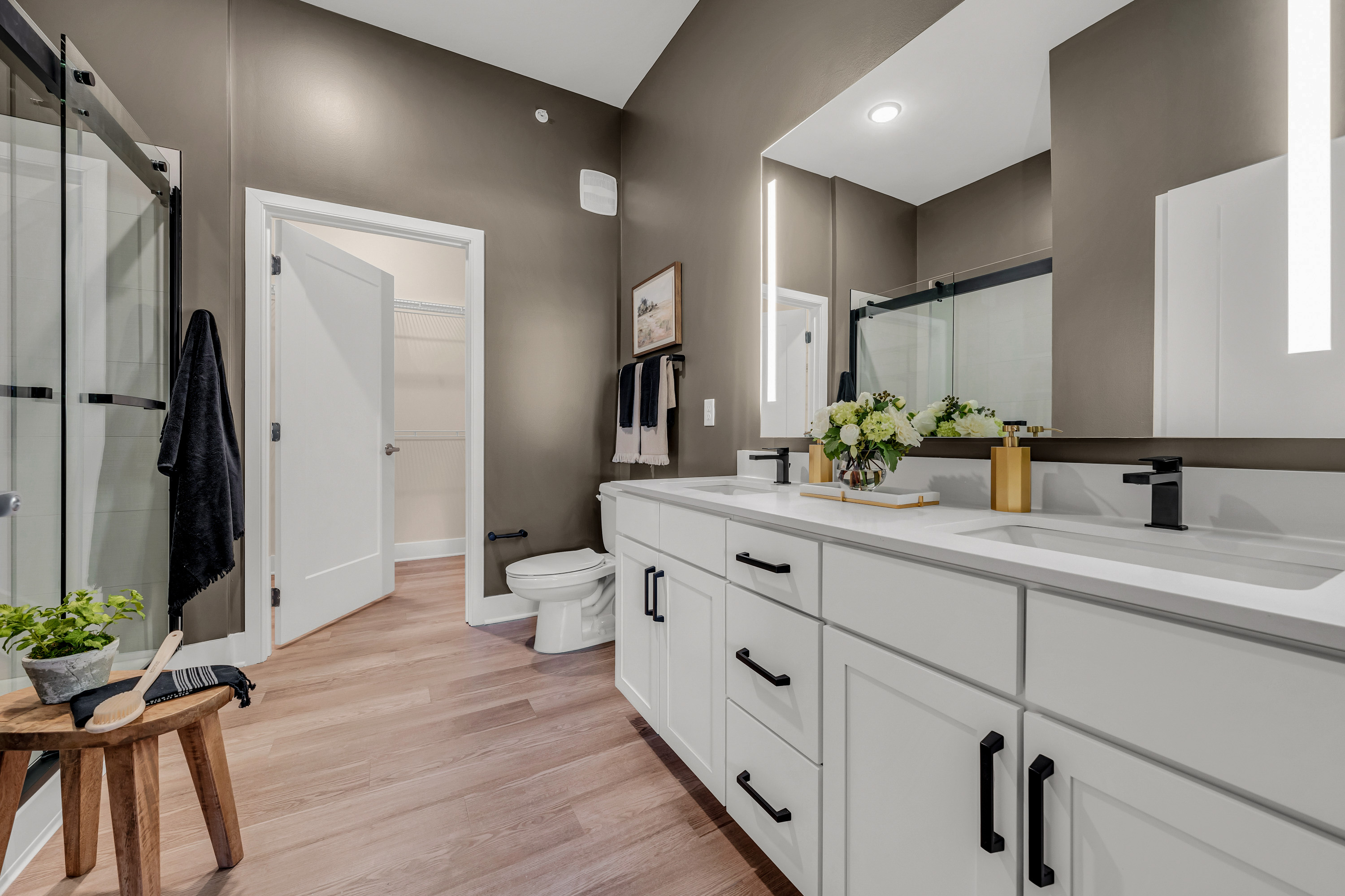 Luxe 360 on Centerpointe 8 of 12