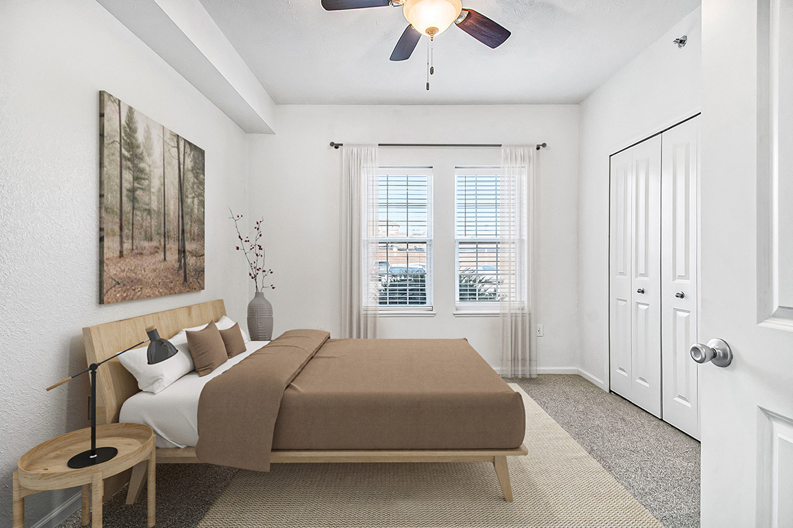 Lynbrook Apartments and Townhomes 9 of 12