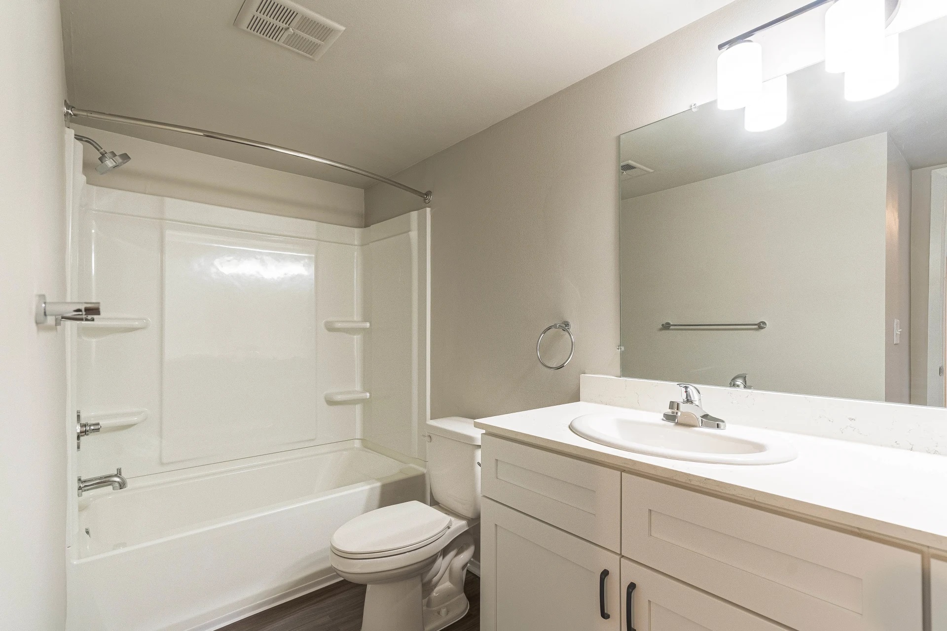 Cordoba Apartments 4 of 12
