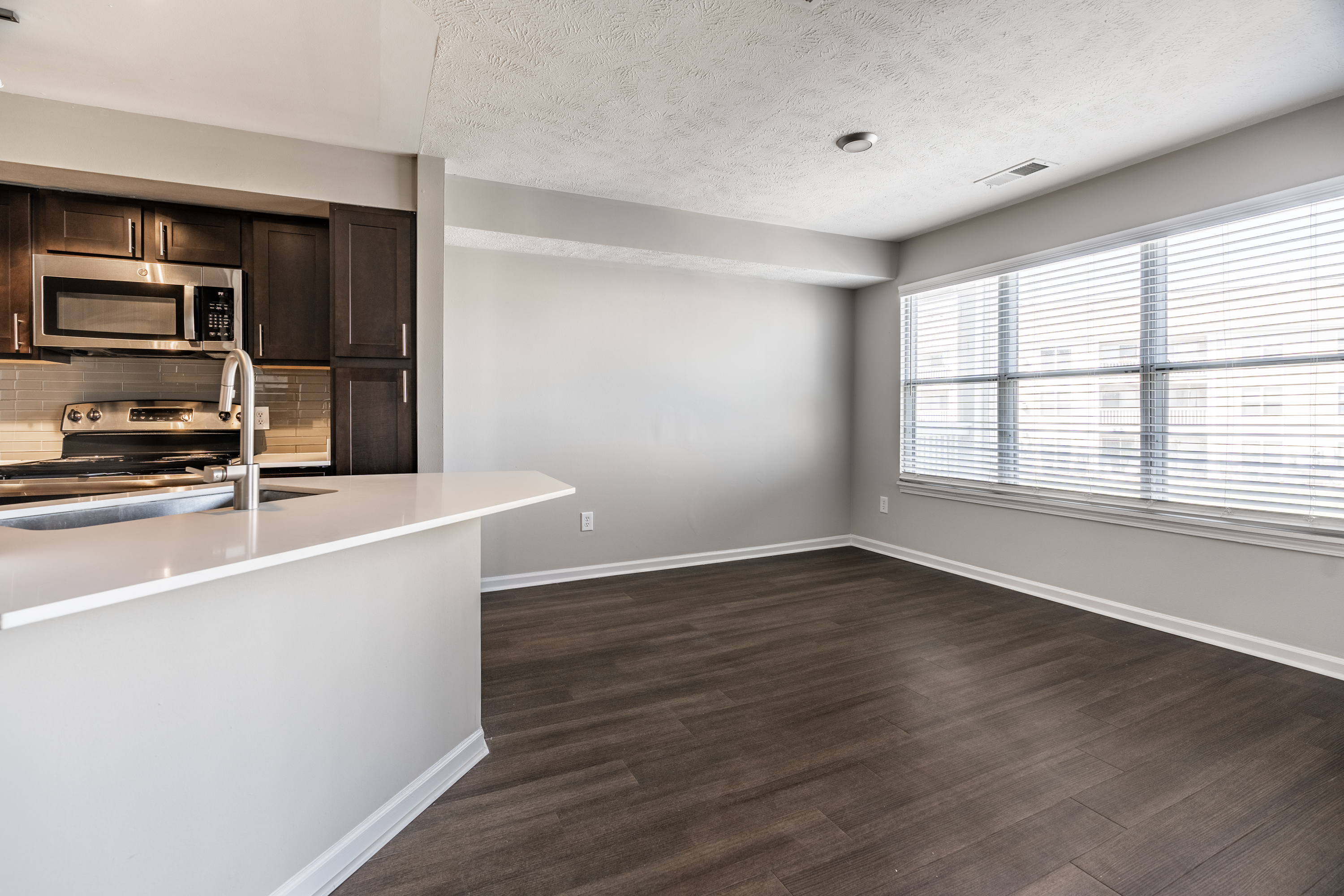 Mallard Bay Apartments 3 of 12