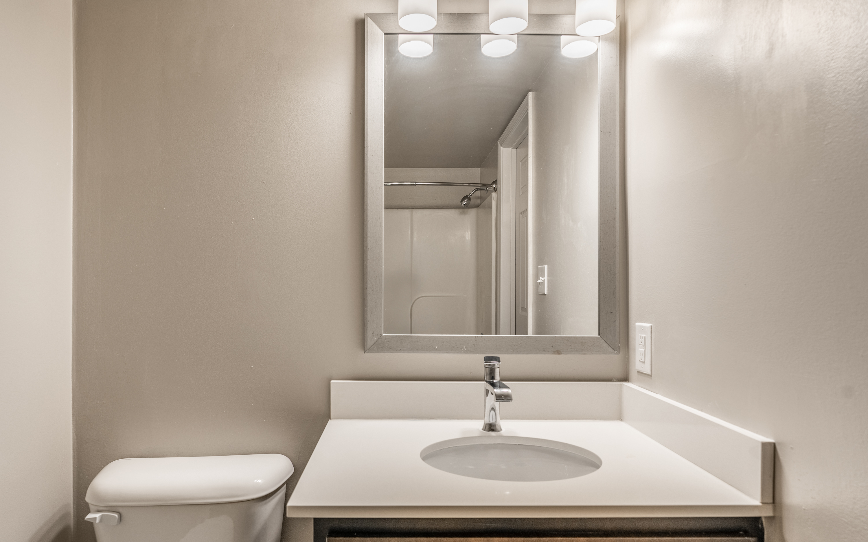 Mallard Bay Apartments 10 of 12