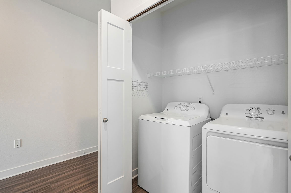 Laundry room at Meadowbrooke Apartment Homes (6 of 7)