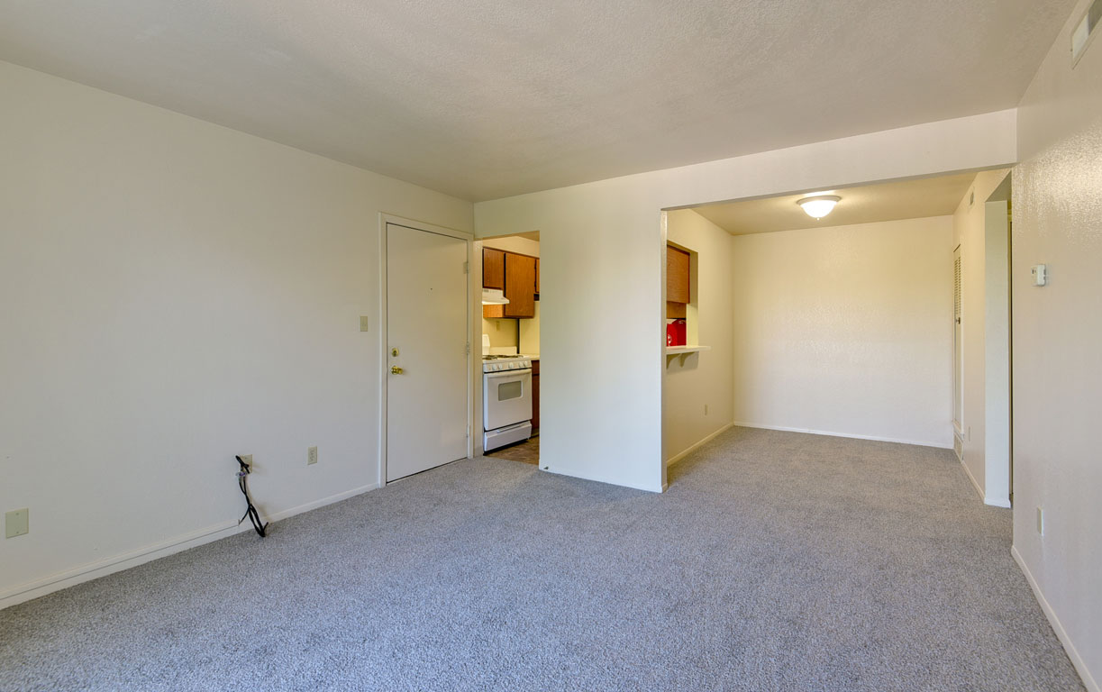 Old Monterey Apartments 9 of 12