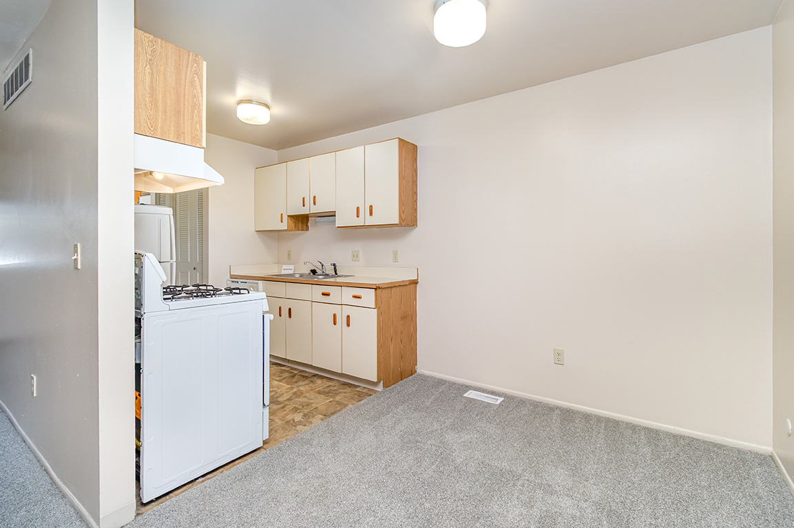 Mount Royal Townhomes 8 of 12