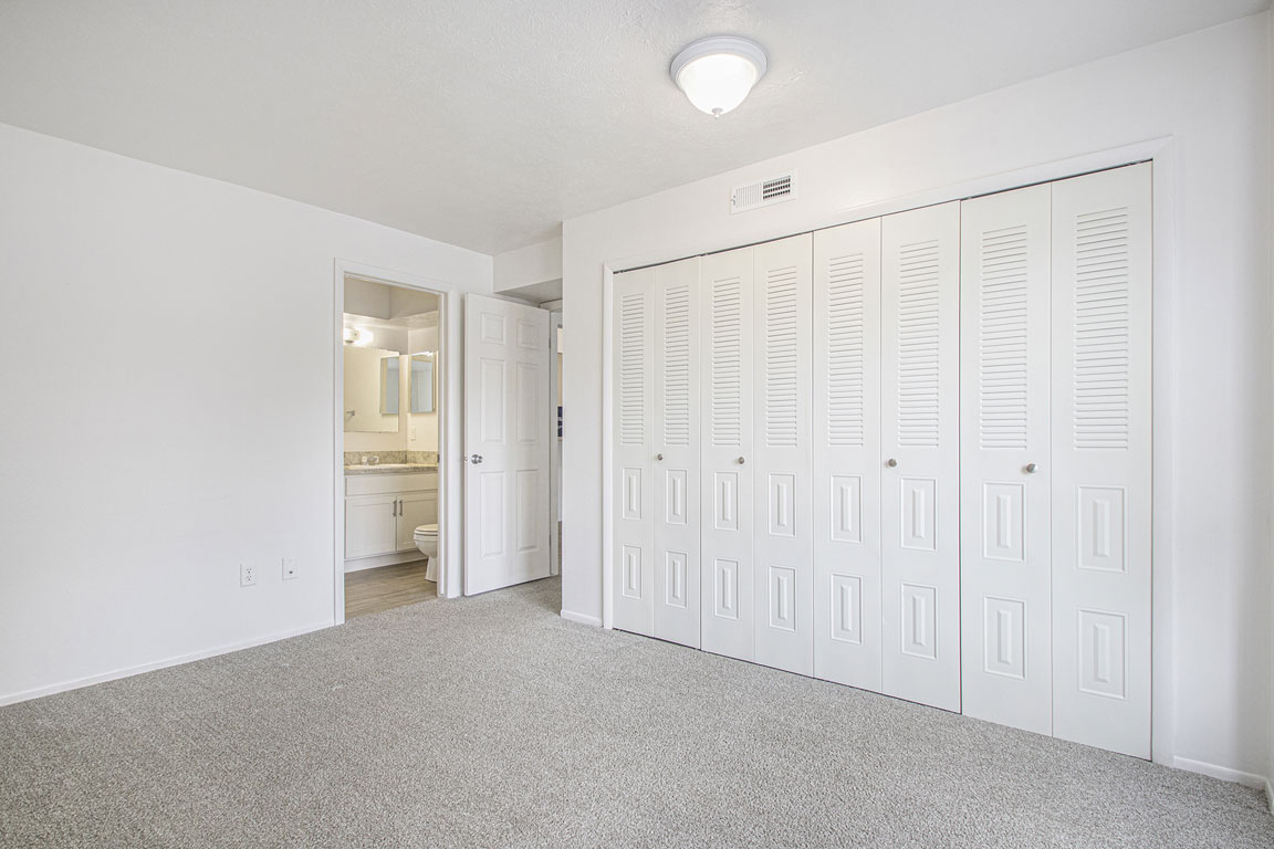 Oak Shores Apartments 37 of 63
