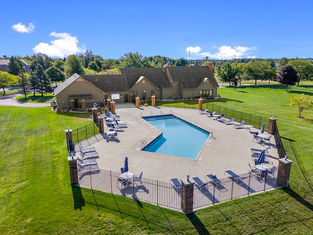 Pool at Oak Shores Apartments (2 of 5)