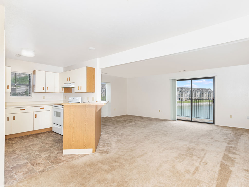 Oak Shores Apartments 3 of 12