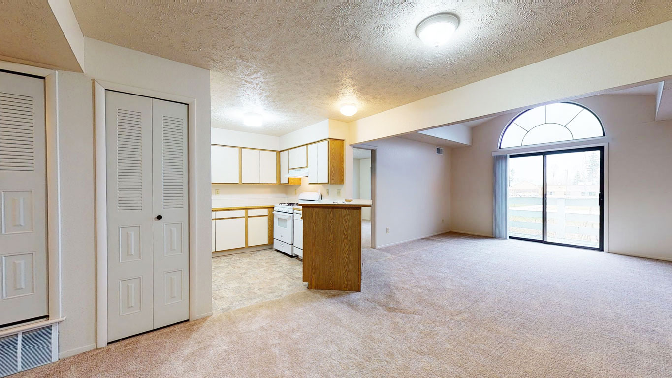 Pine Knoll Apartments 33 of 76