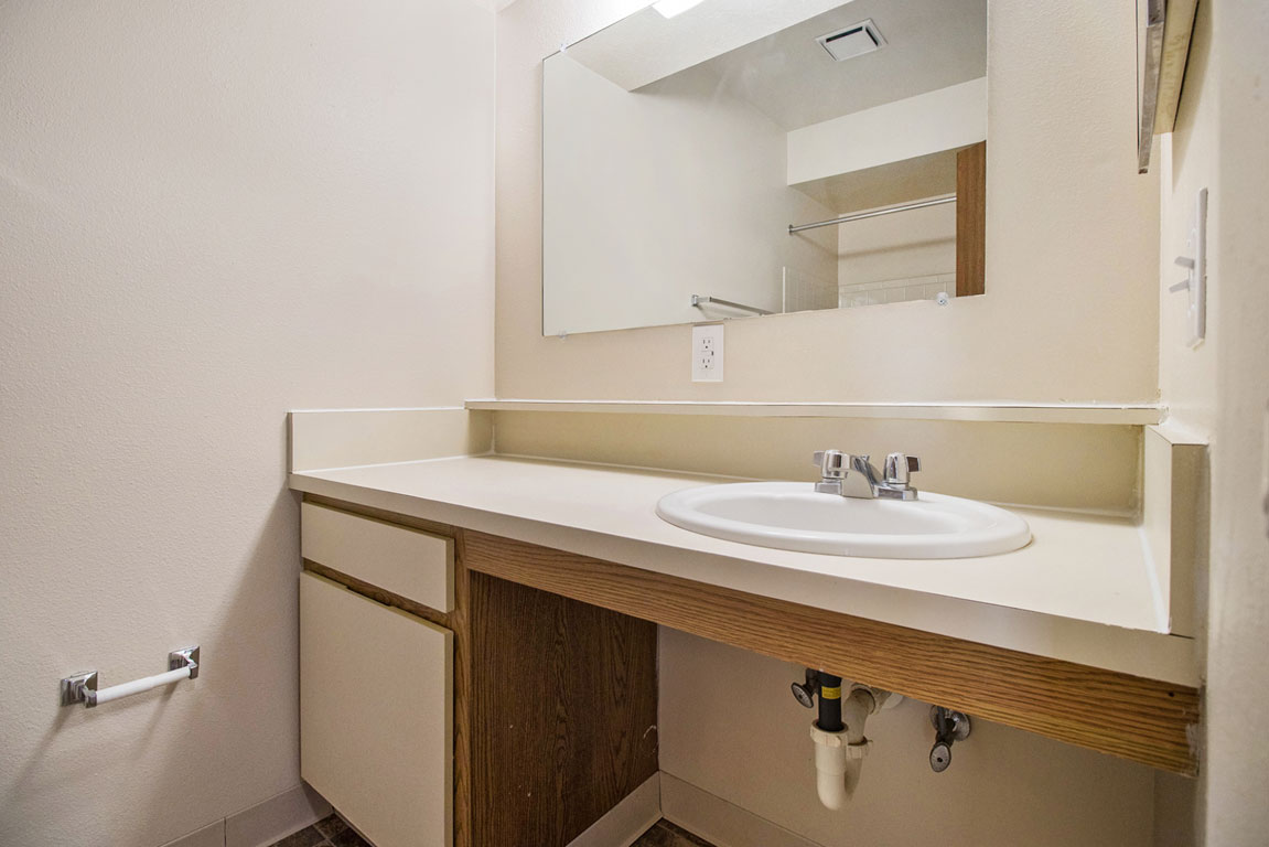 Pine Knoll Apartments 22 of 76