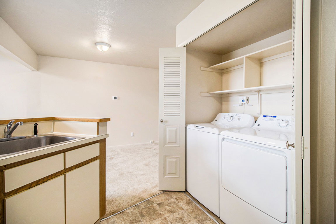 Pine Knoll Apartments 12 of 12