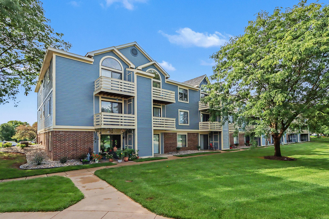Pine Knoll Apartments 67 of 76