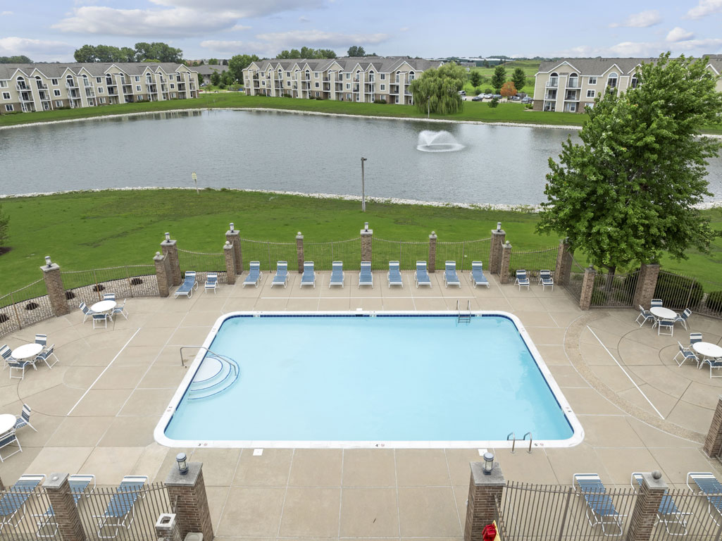 Pool at Hunters Pond Apartment Homes (2 of 3)