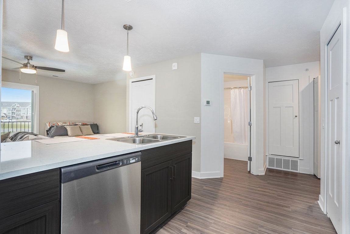 Meadowbrooke Apartment Homes 11 of 12
