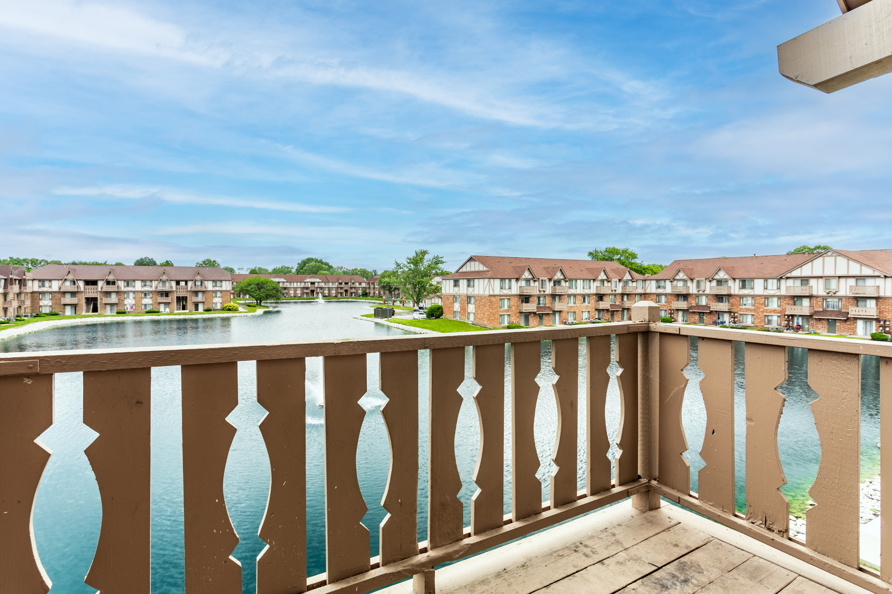 Scarborough Lake Apartments 14 of 26