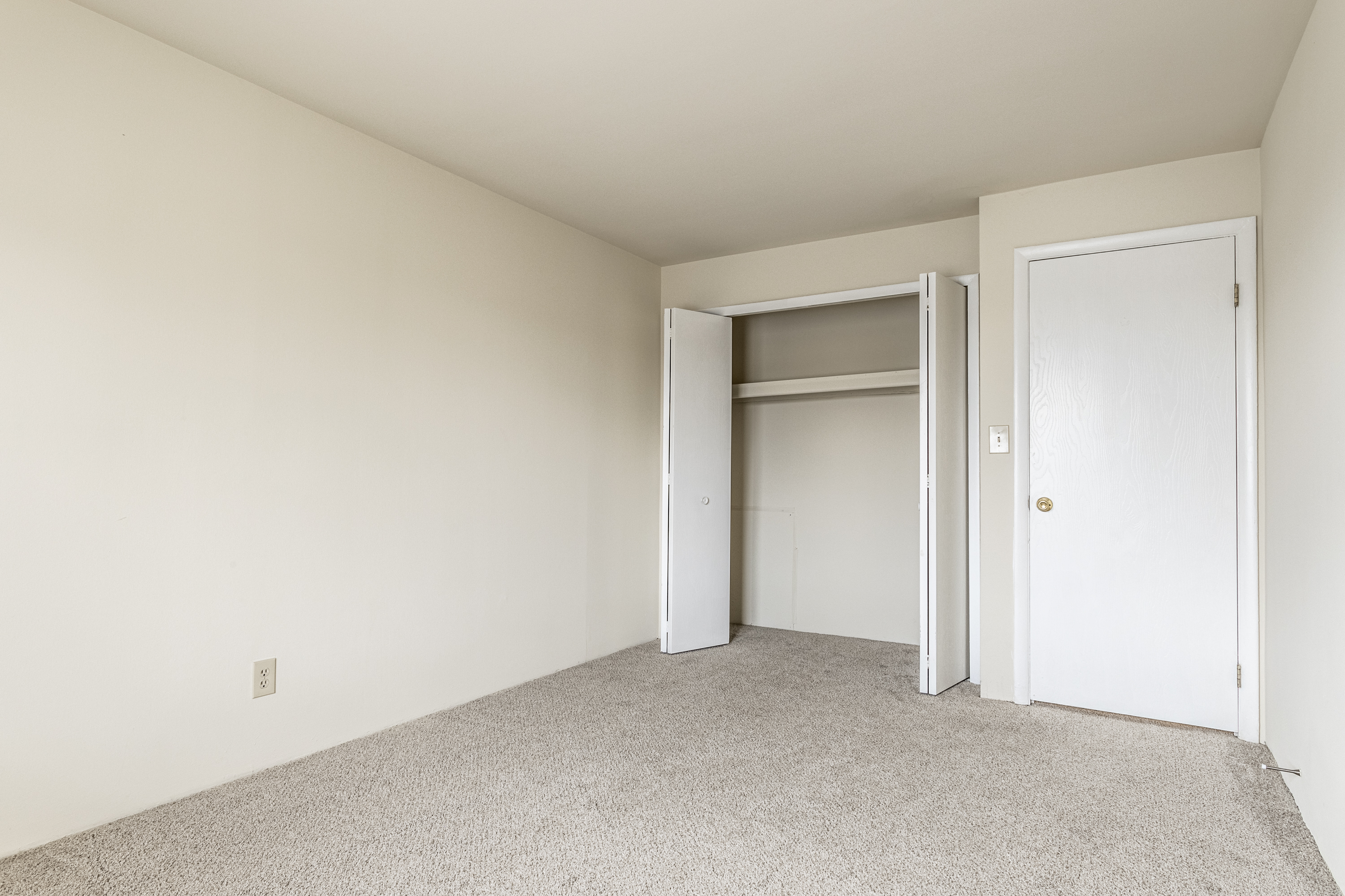 Scarborough Lake Apartments 12 of 12