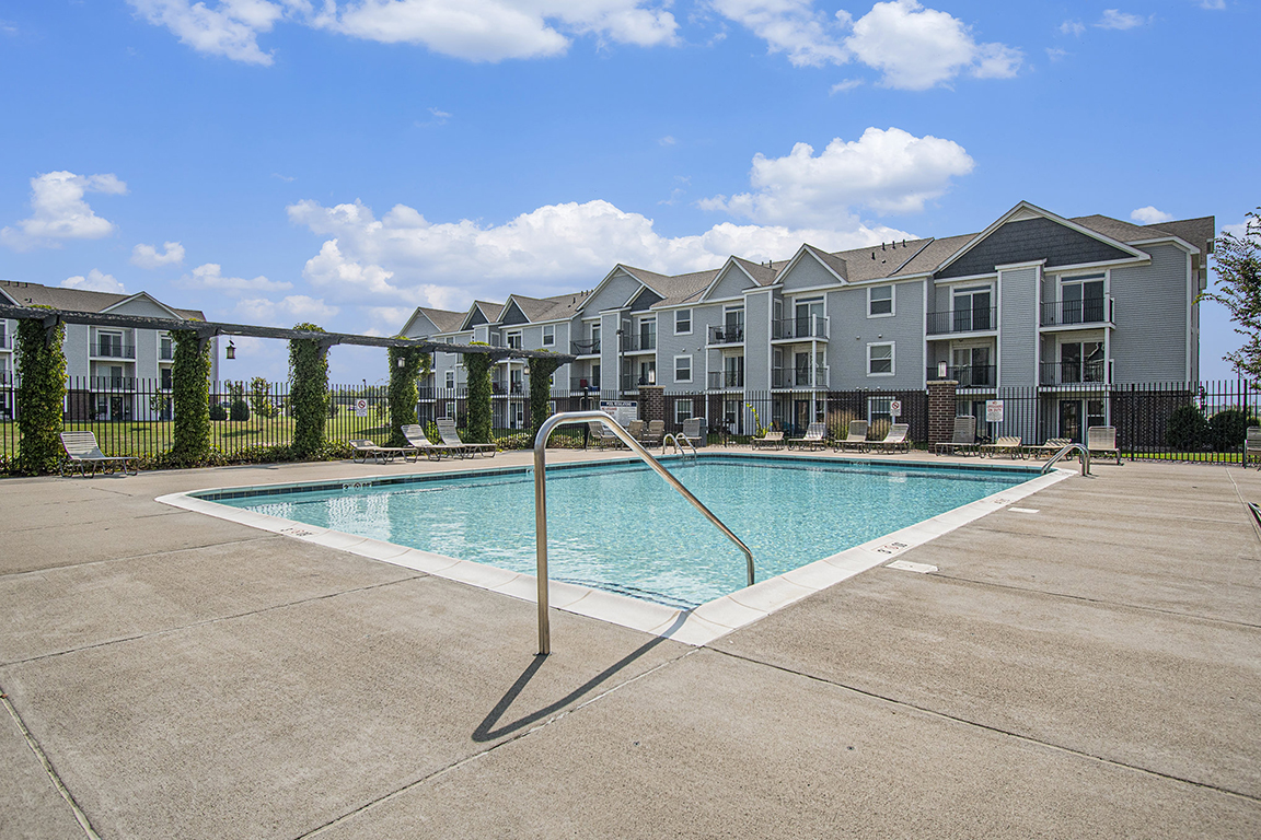 Pool at The Reserve at Destination Pointe (1 of 2)