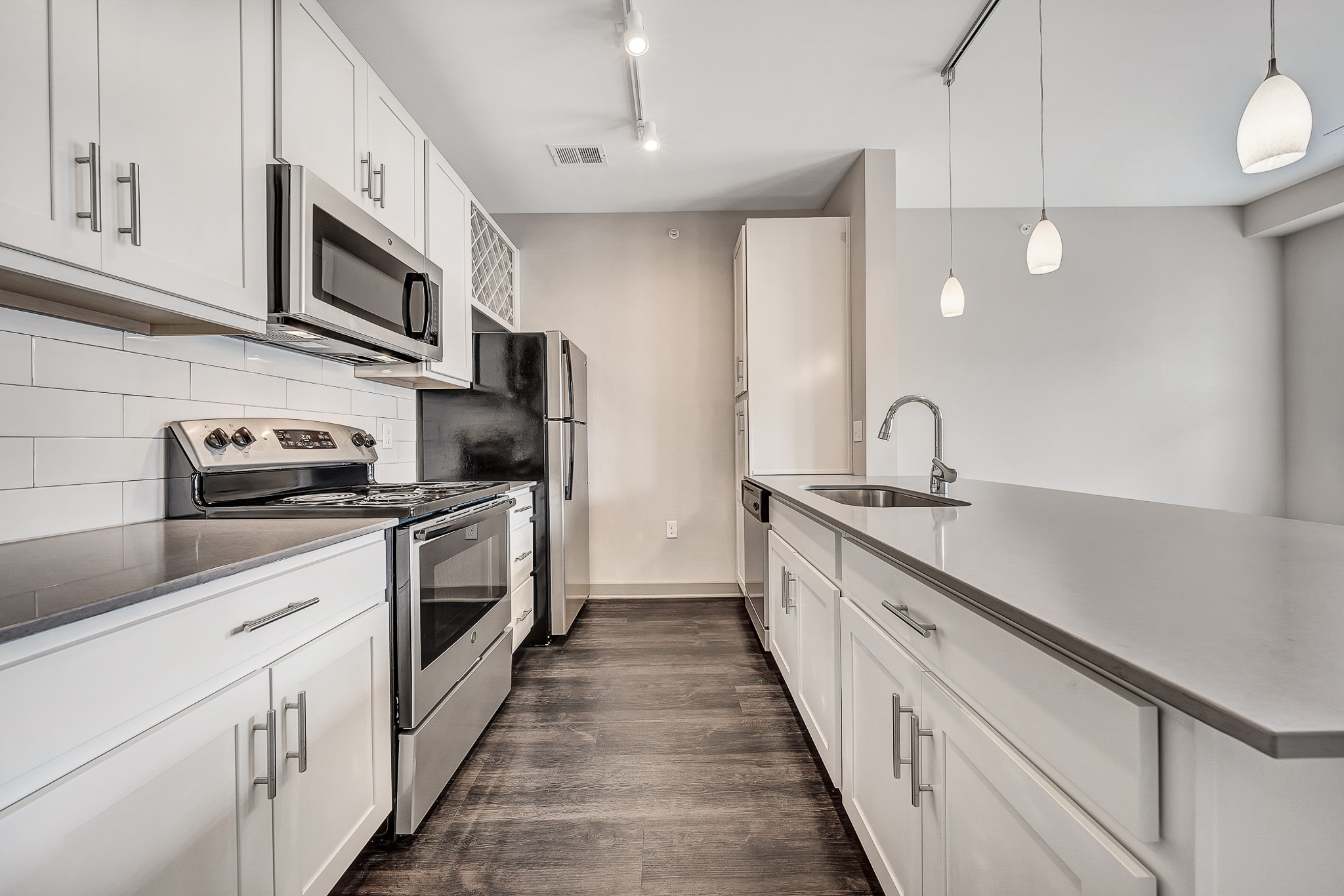 River Crossing Apartments 2 of 12