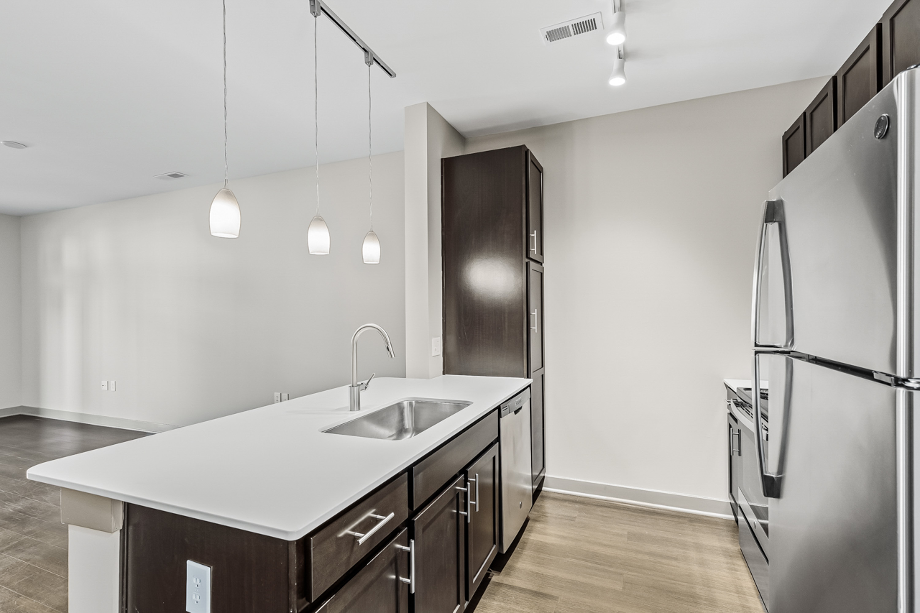 River Crossing Apartments 19 of 42
