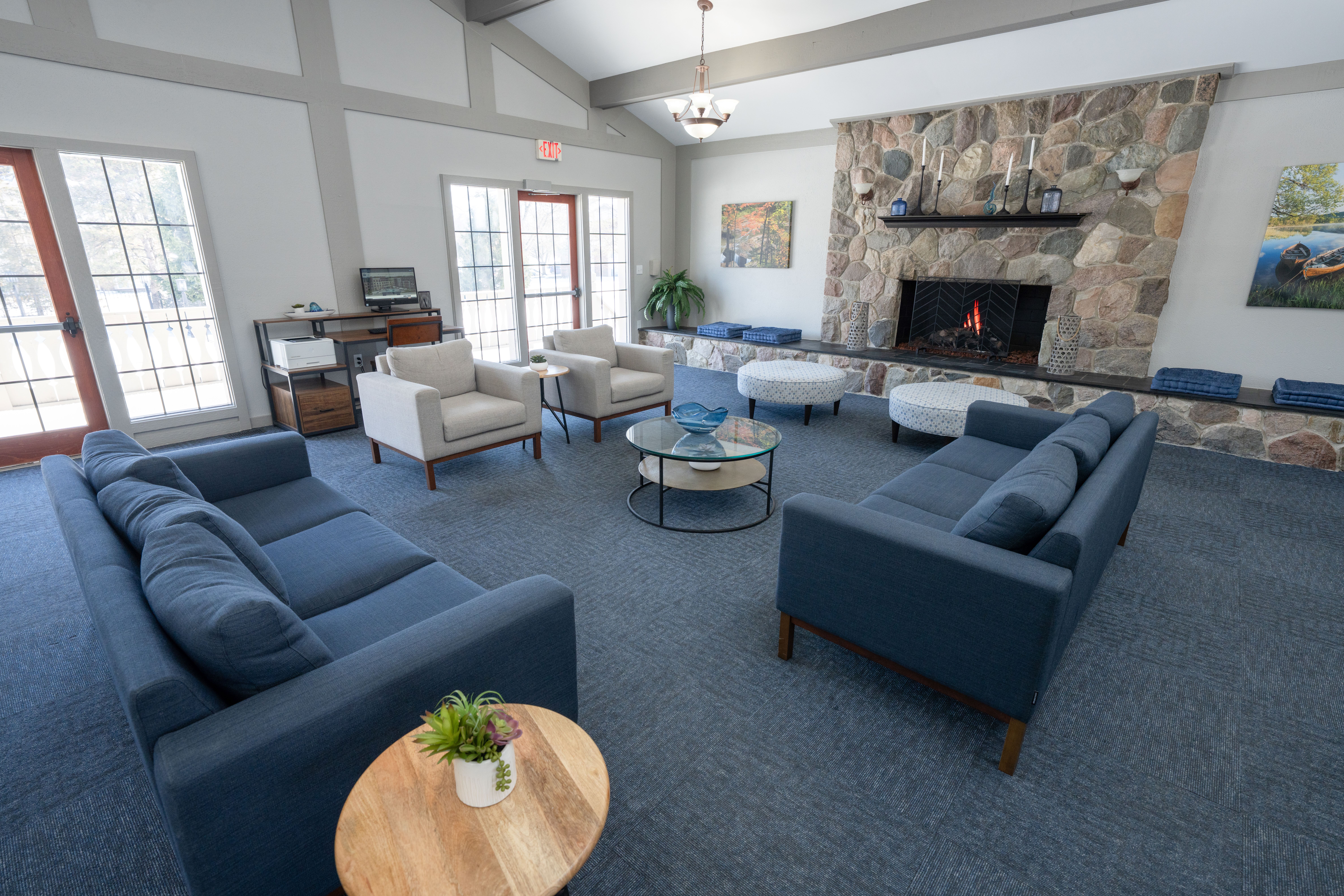 Rivers Edge Apartments 10 of 12