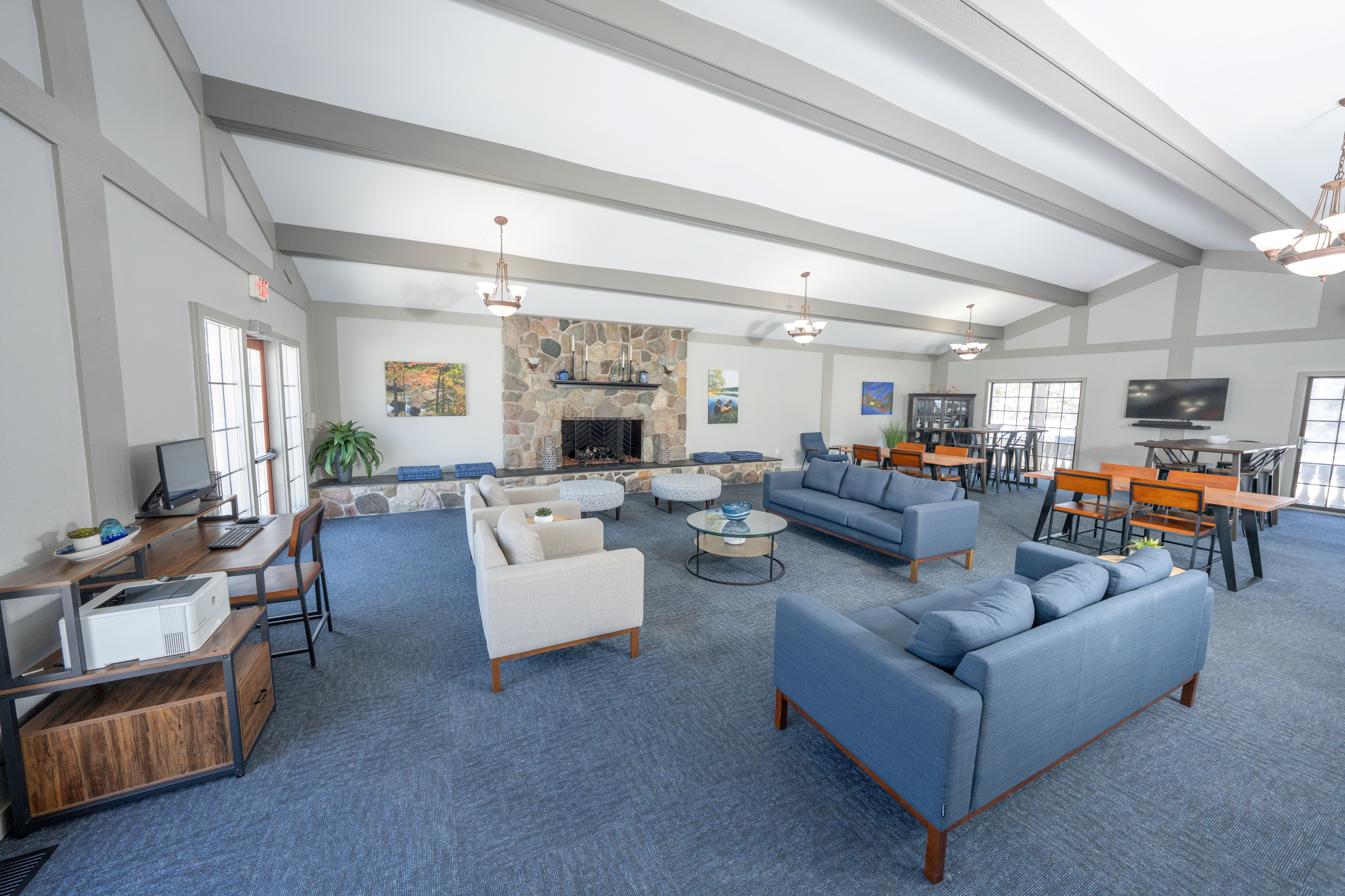 Rivers Edge Apartments 12 of 12