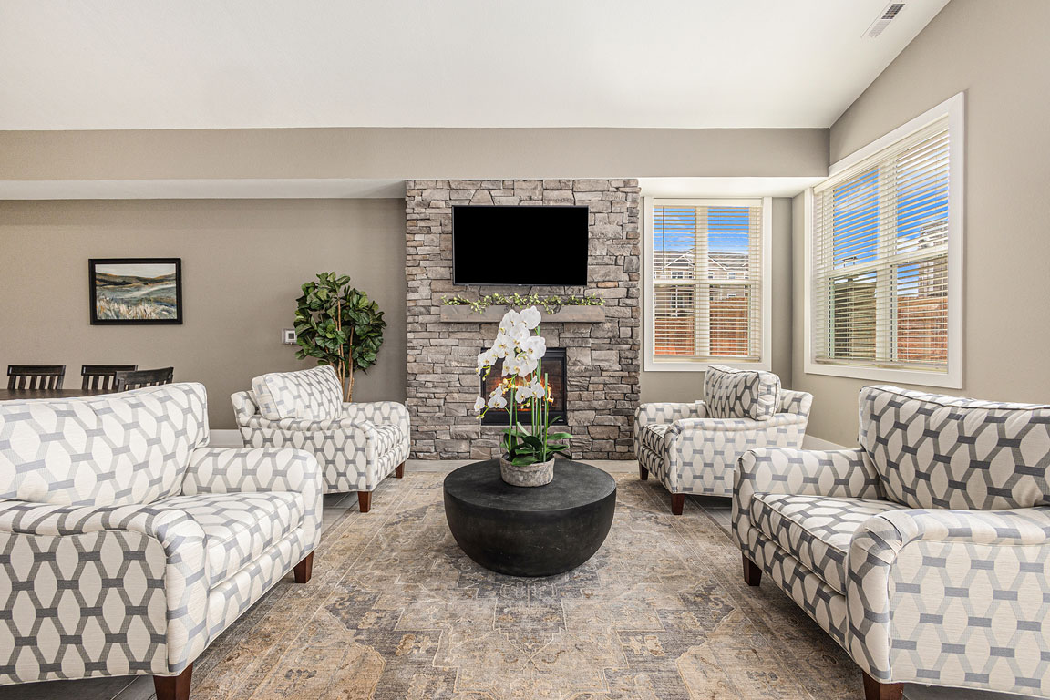 Signature Pointe Apartment Homes 55 of 63