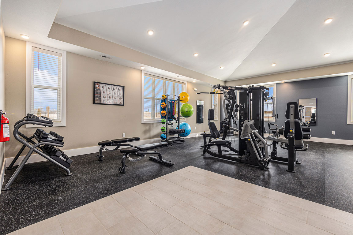 Gym at Signature Pointe Apartment Homes (2 of 3)