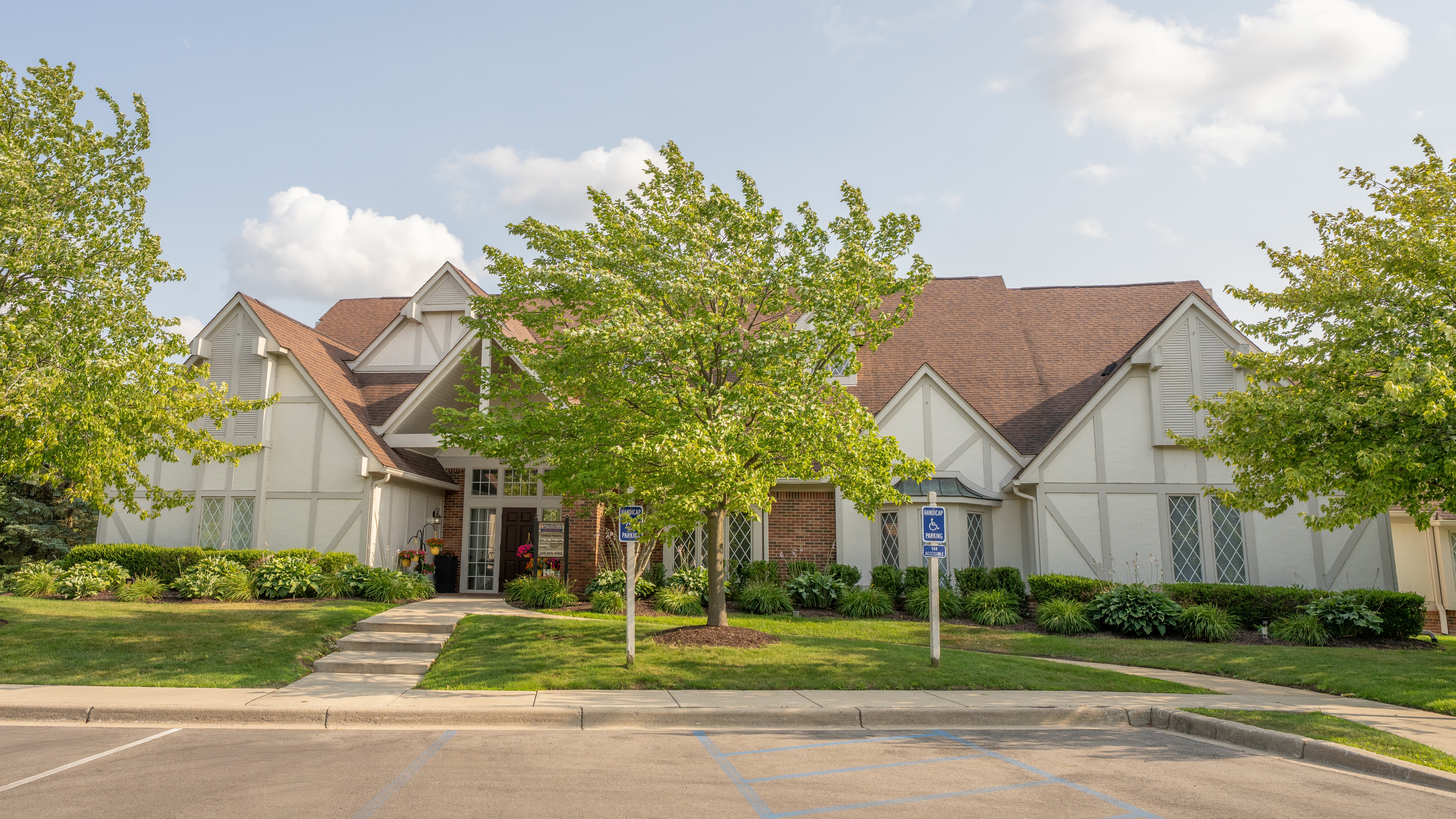 The Springs Apartment Homes 46 of 48