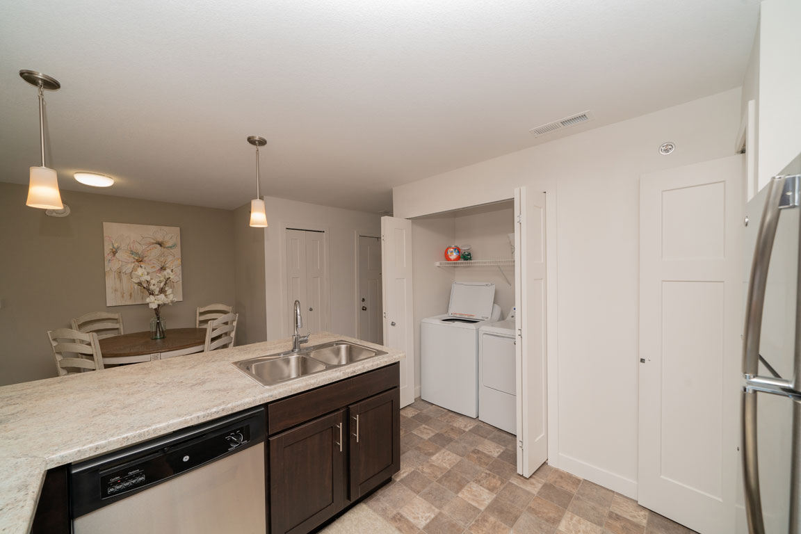Strathmore Apartment Homes 9 of 12