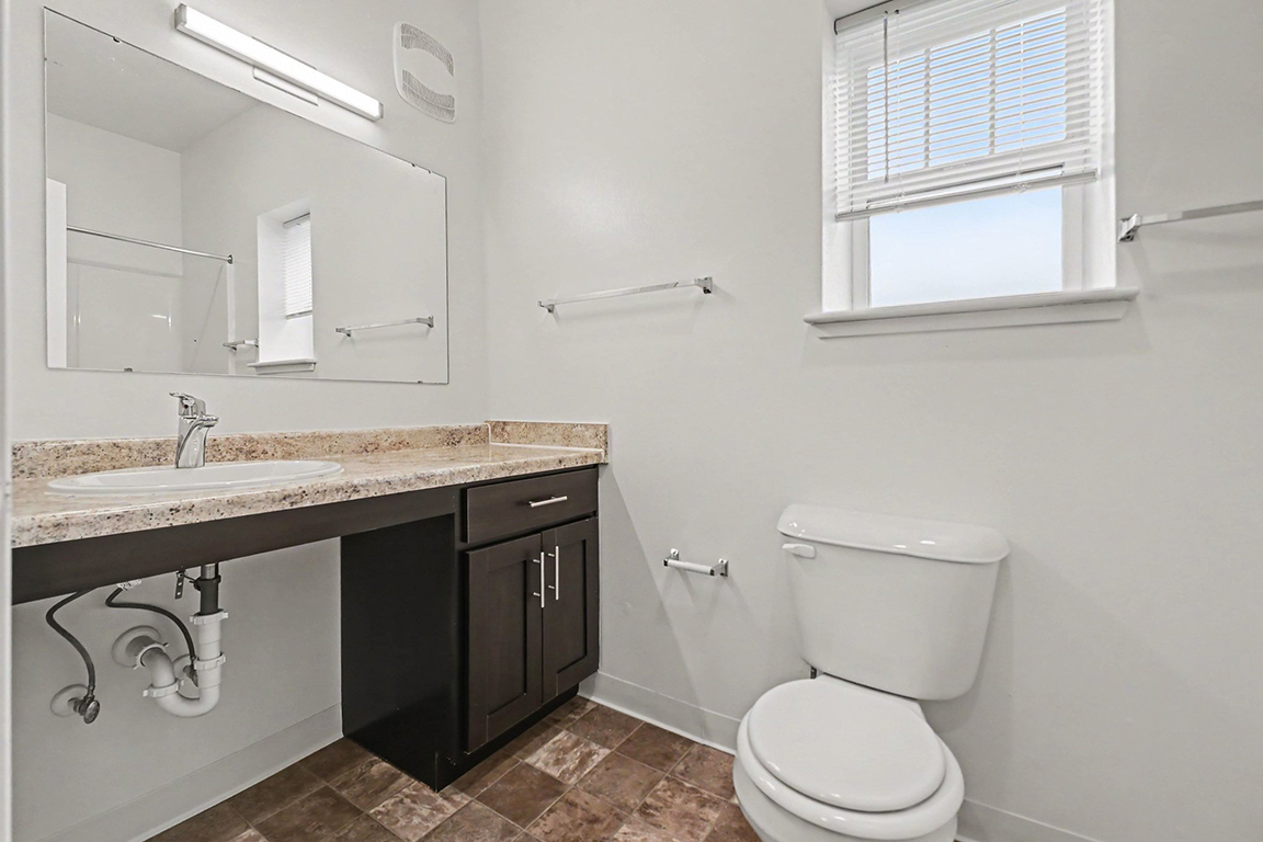Strathmore Apartment Homes 30 of 76