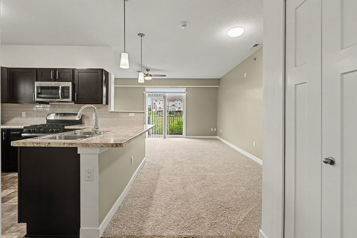 Strathmore Apartment Homes 24 of 76