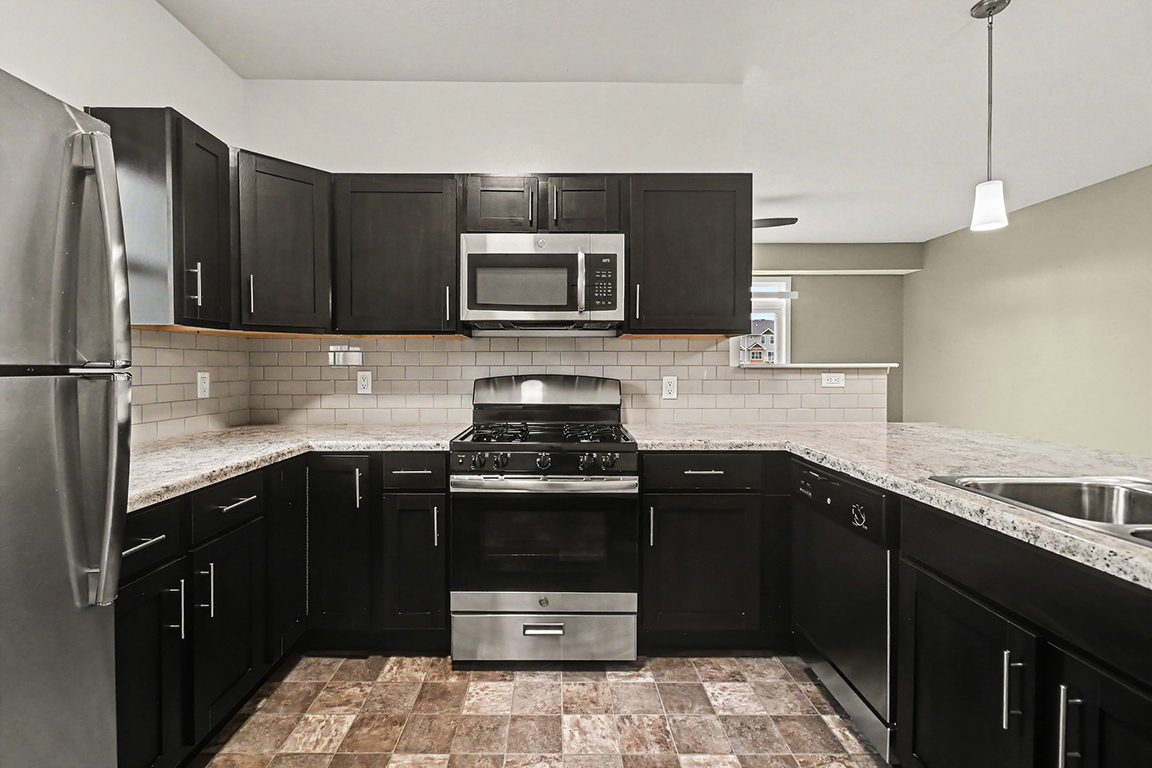 Strathmore Apartment Homes 28 of 76