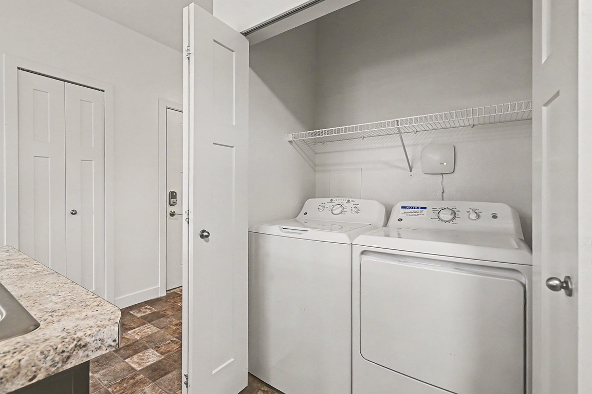 Strathmore Apartment Homes 29 of 76
