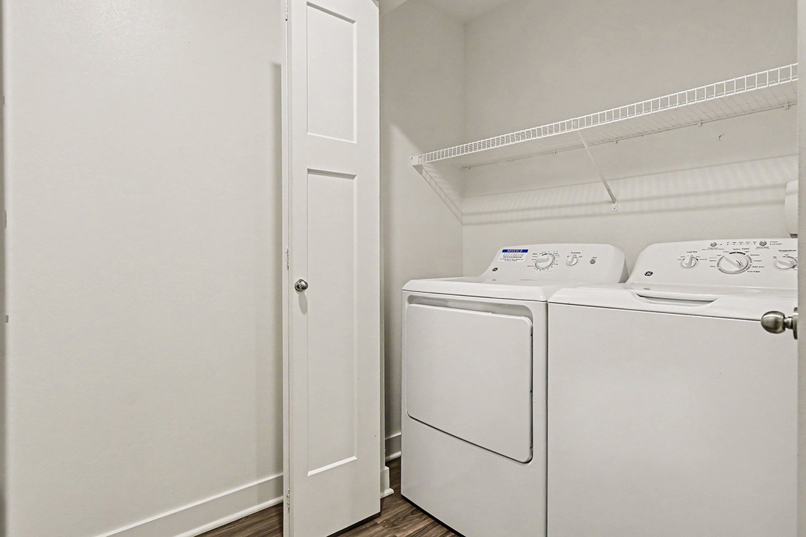 Strathmore Apartment Homes 21 of 76