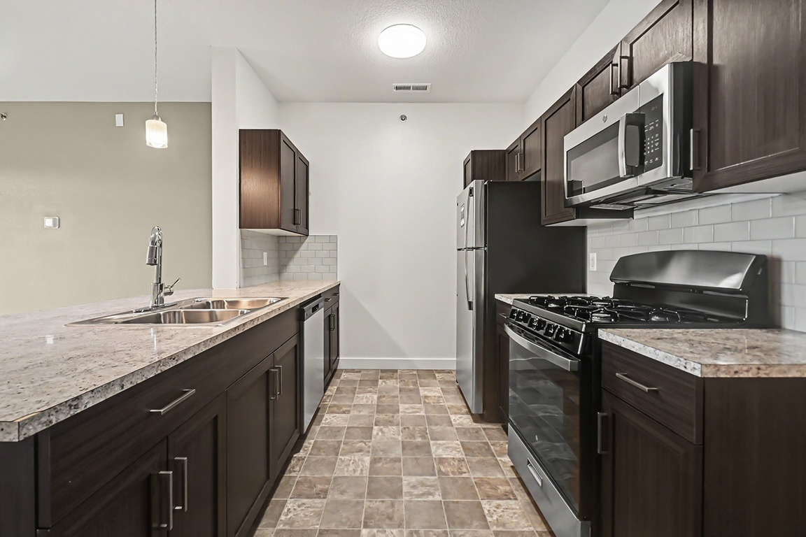 Strathmore Apartment Homes 39 of 76