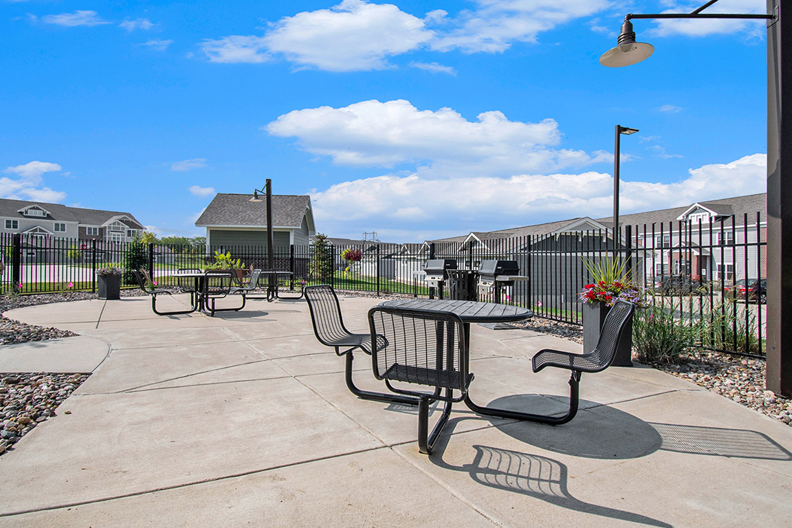 Grill area at Strathmore Apartment Homes (1 of 2)