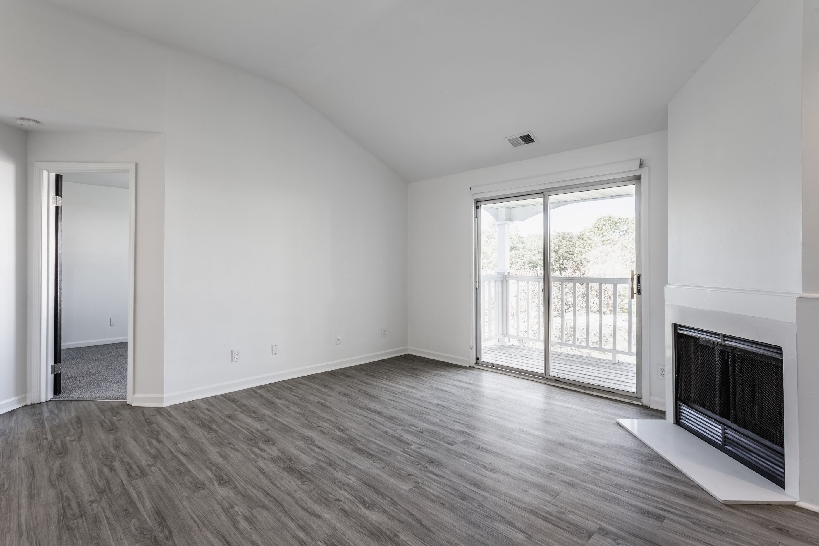 Sundance Apartments 4 of 12