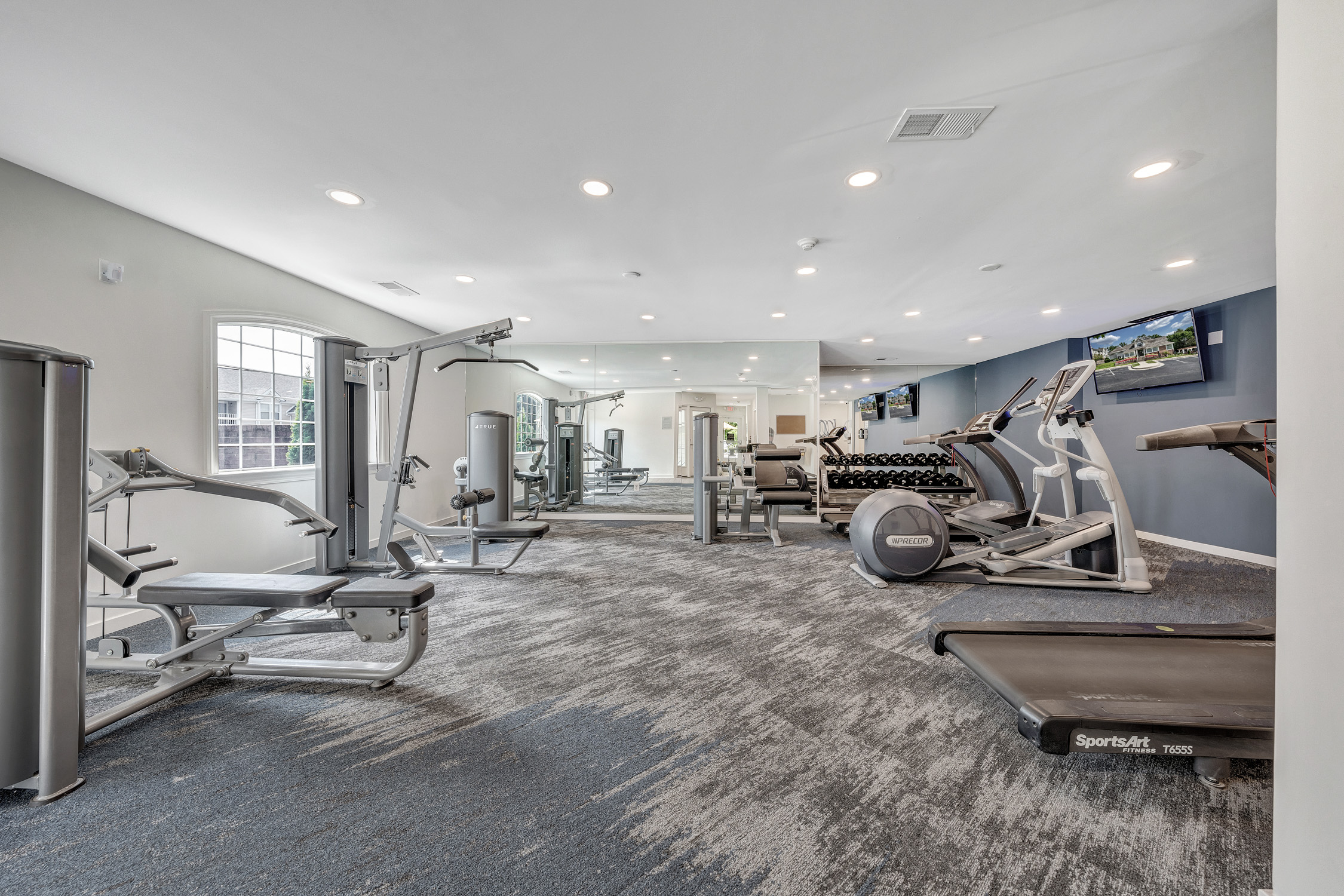 Gym at Sunscape Apartments (1 of 4)