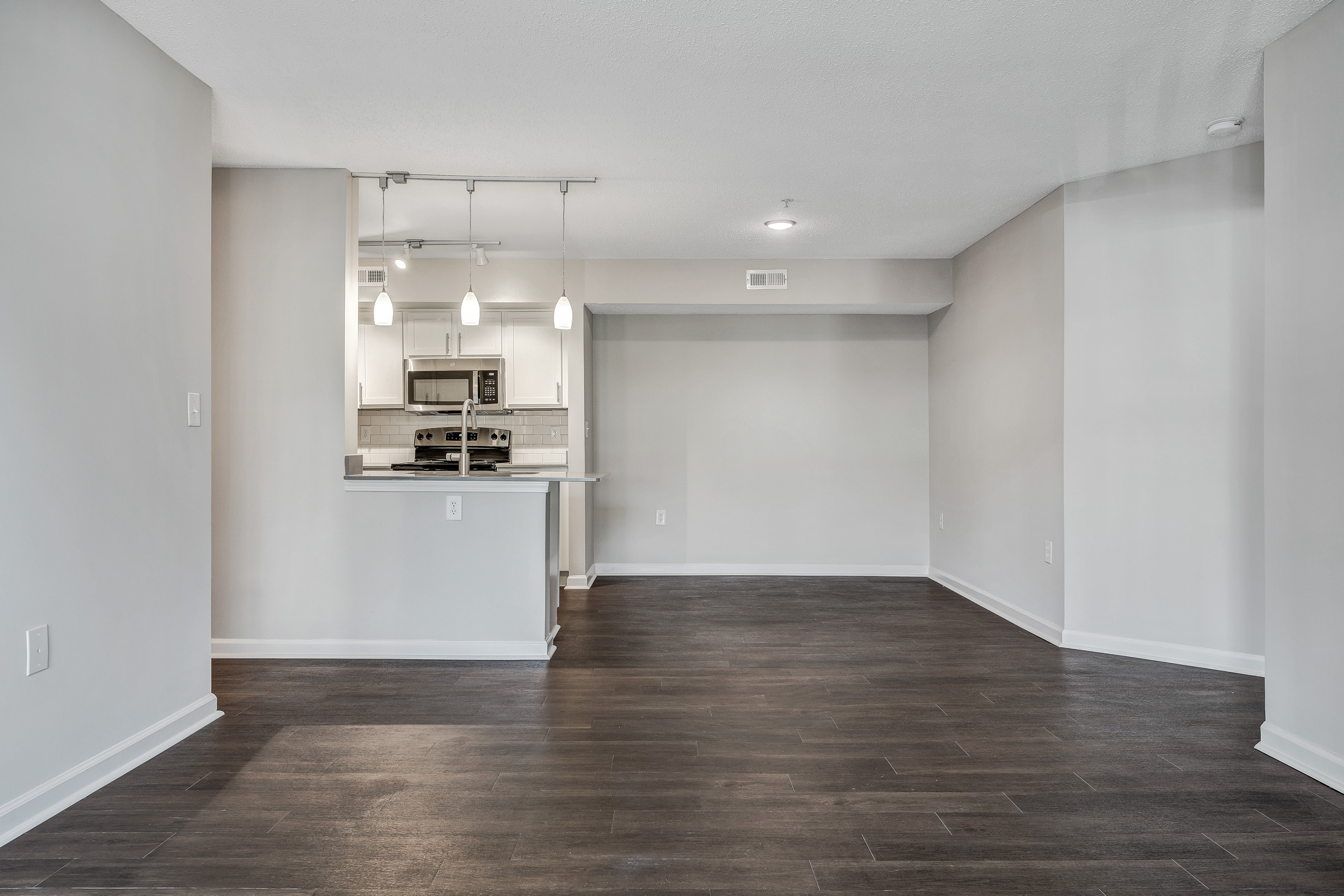 Sunscape Apartments 24 of 57