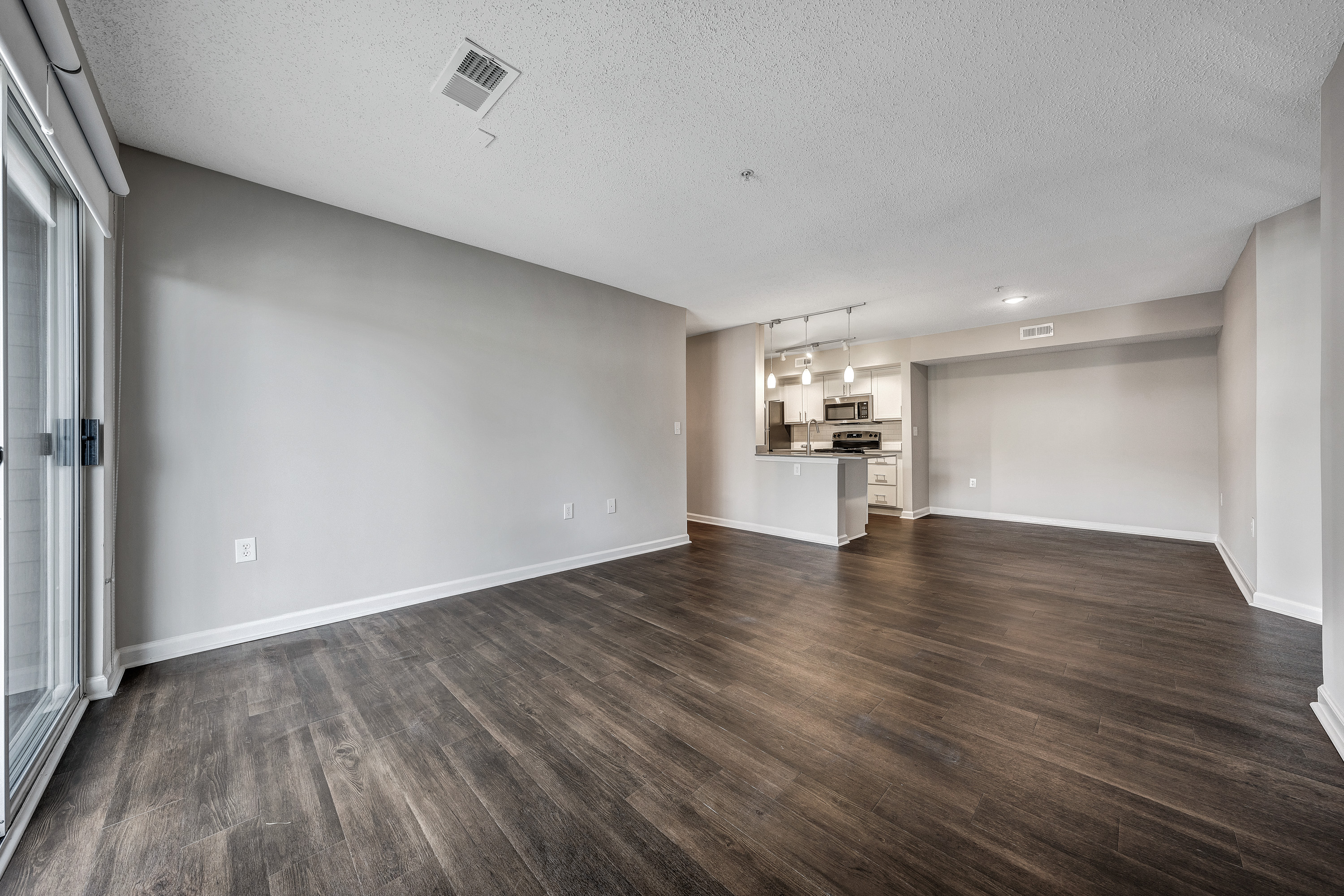 Sunscape Apartments 23 of 57