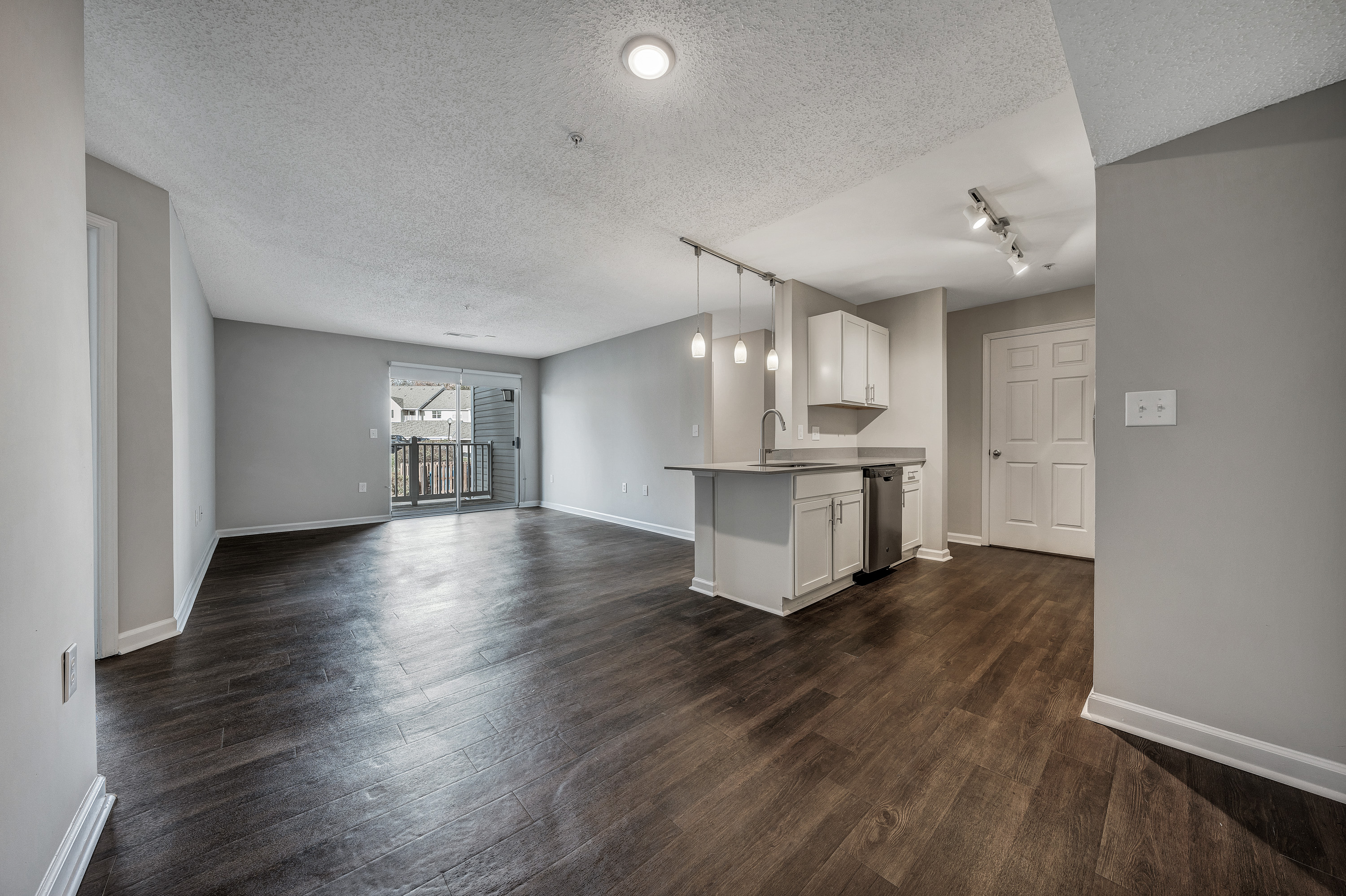 Sunscape Apartments 21 of 57