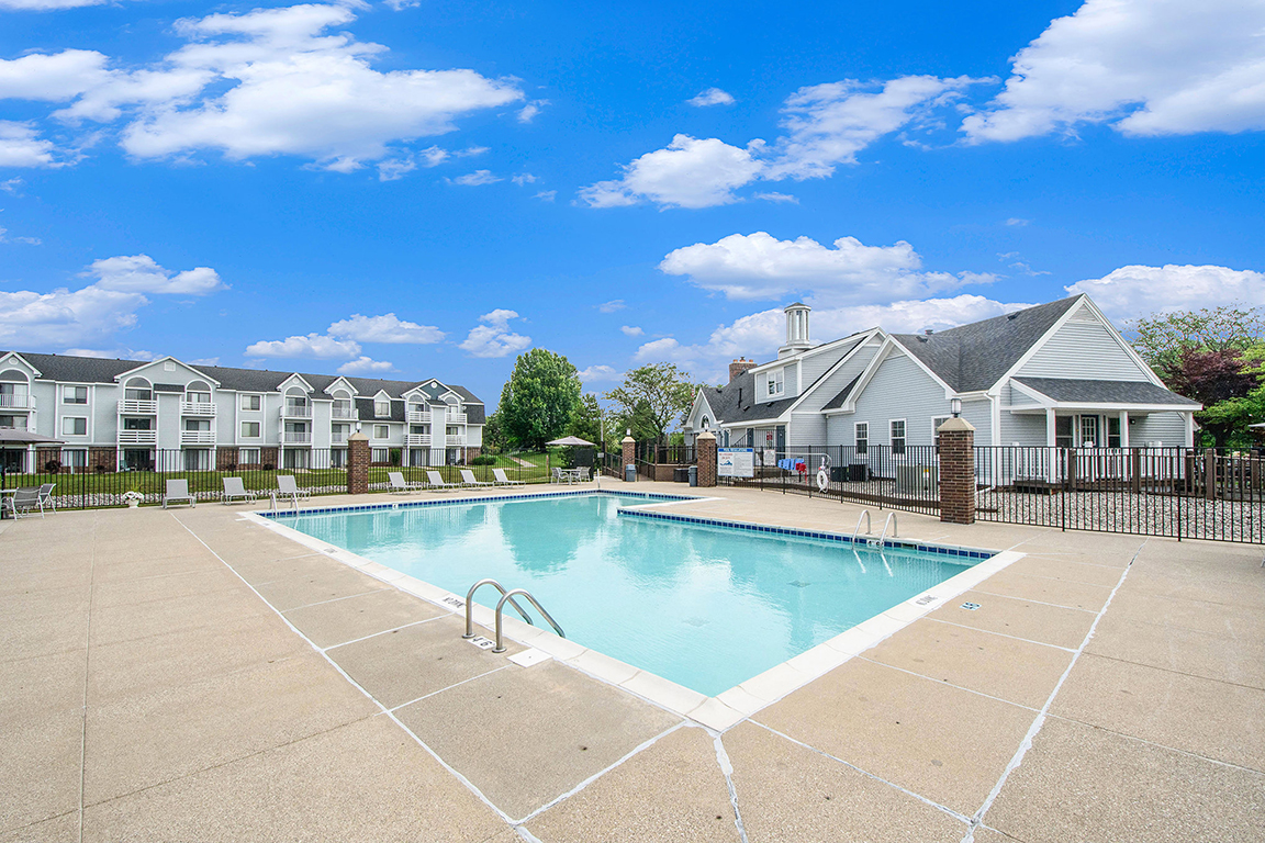 Pool at The Crossings Apartments (2 of 6)
