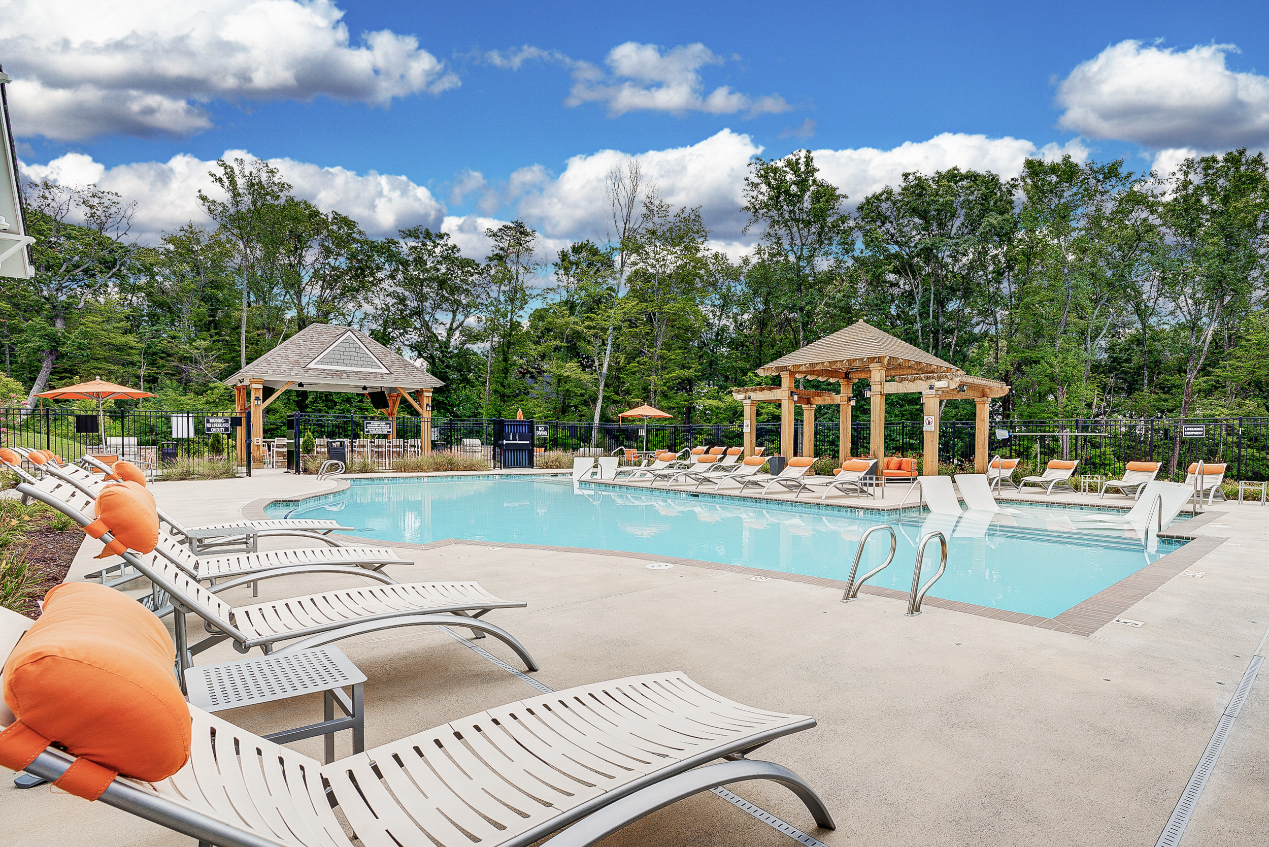 Pool at The Retreat Apartments (2 of 4)