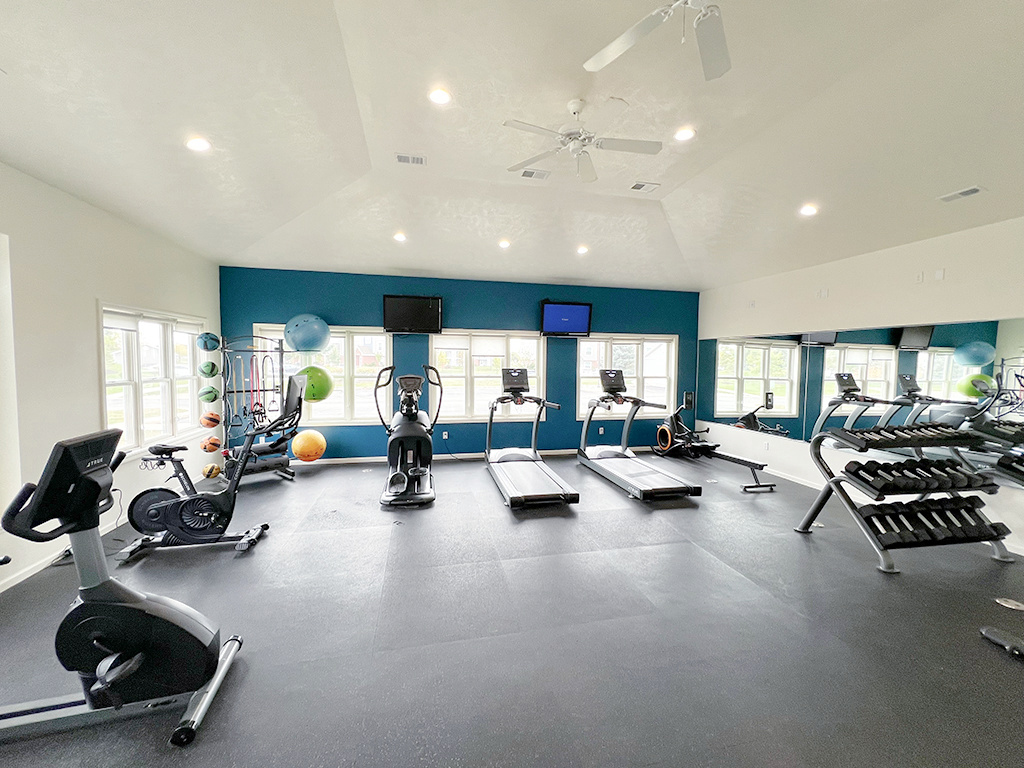 Gym at Tracy Creek Apartment Homes (1 of 2)