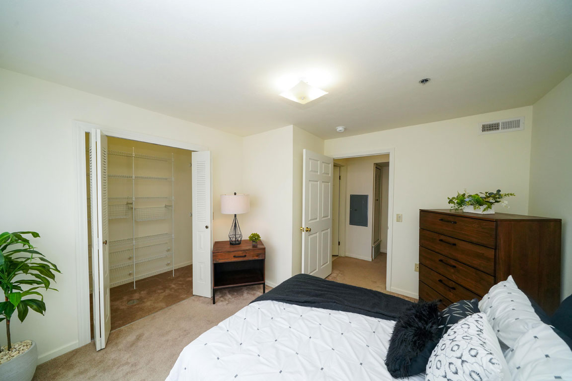 Tracy Creek Apartment Homes 8 of 12