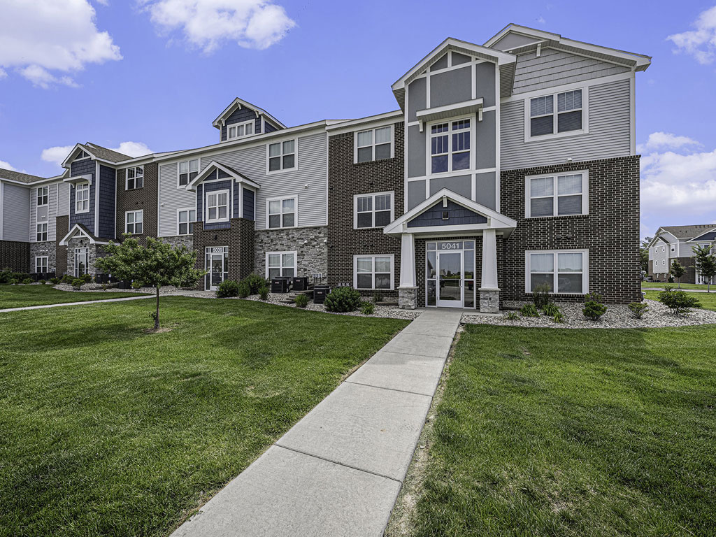 Trade Winds Apartment Homes 47 of 55