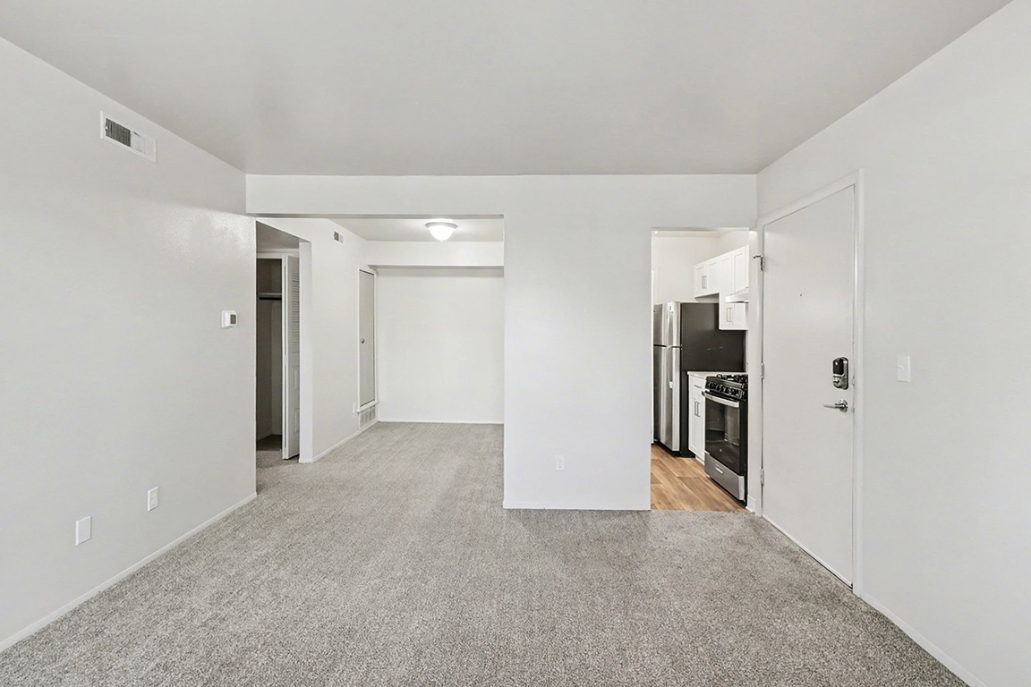 Trappers Cove Apartments 9 of 12