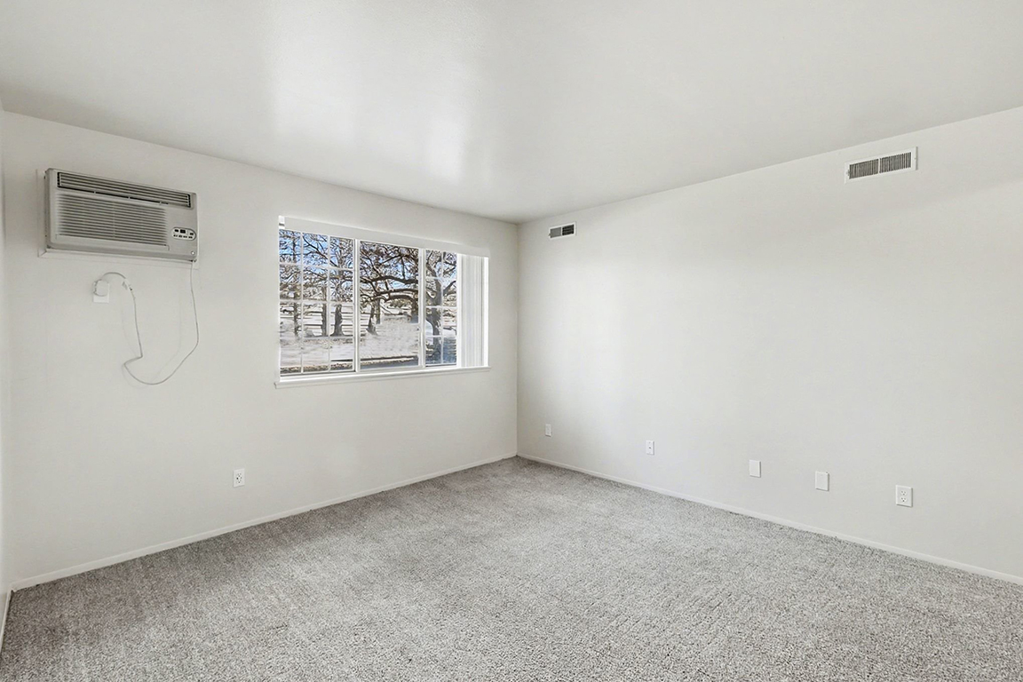 Trappers Cove Apartments 8 of 12